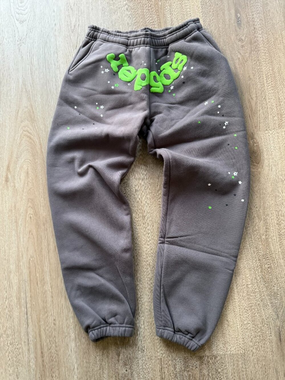 sp5der worldwide Small new grey n green sweatpants
